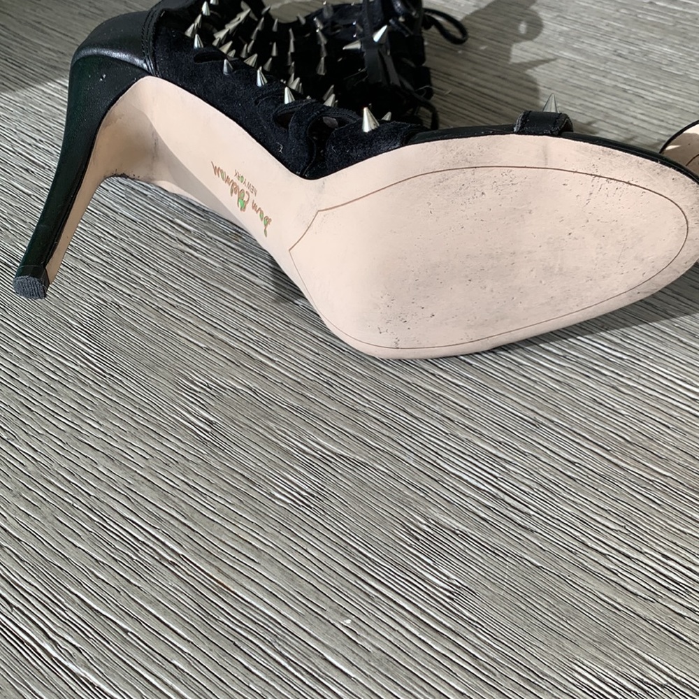 SAM EDELMAN, Allison Black Suede Stud Cutout, Size 9M. Like New. - Picture 7 of 10
